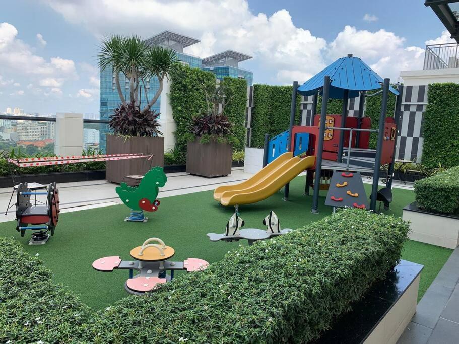 The Rixx Downtown Apartment@D1/Pool/Gym/Operahouse Πόλη Χο Τσι Μινχ Εξωτερικό φωτογραφία